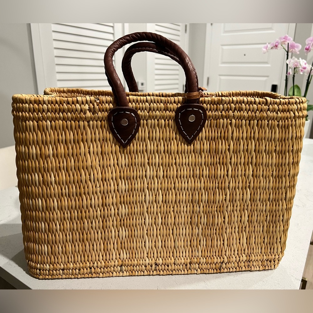 straw bag with leather handles, beach bag, straw bag, market basket